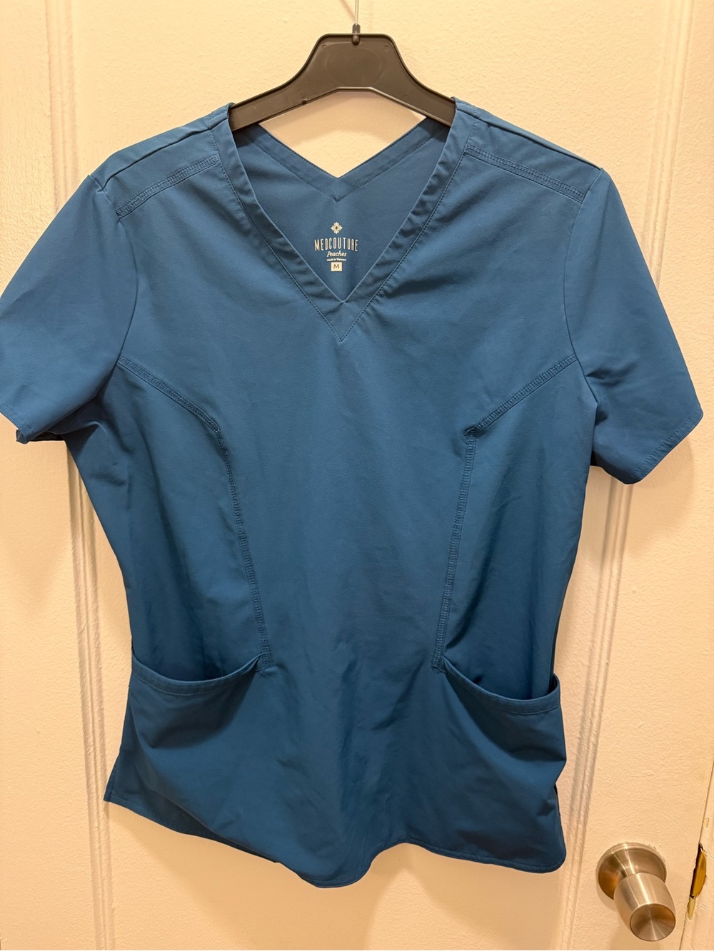 Med Couture Peaches Scrub Set Caribbean Blue – Medium / Medium Petite 🌊💙